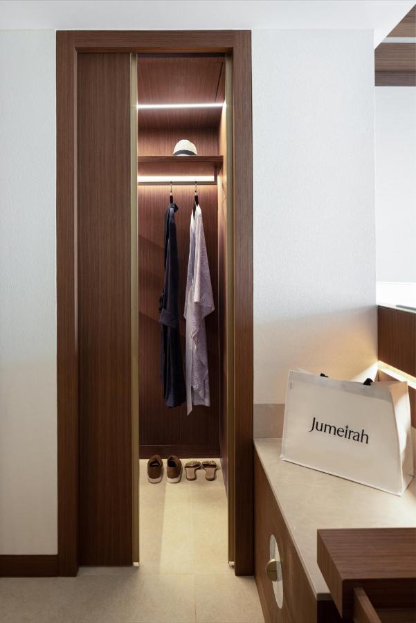 Jumeirah Gulf Of Bahrain マナーマ エクステリア 写真 Jumeirah shopping bag